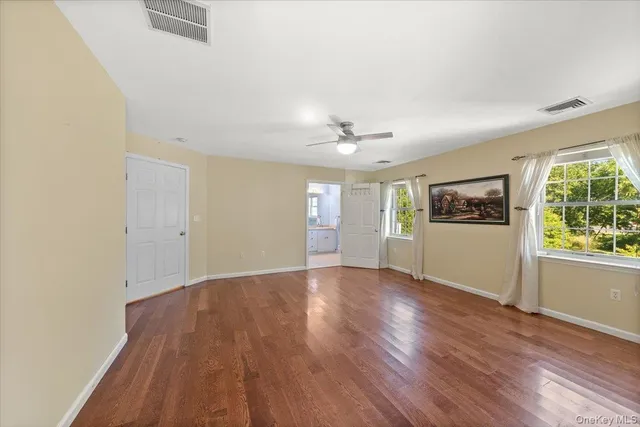 $999,000 | 70 Oak Pond Lane, Mahopac, NY 10541