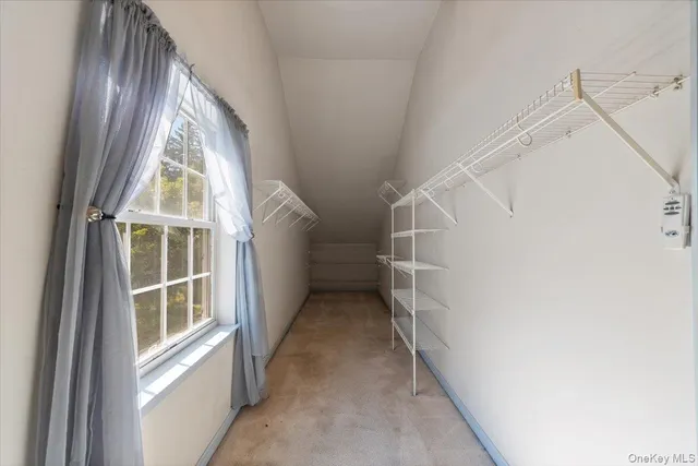 $999,000 | 70 Oak Pond Lane, Mahopac, NY 10541