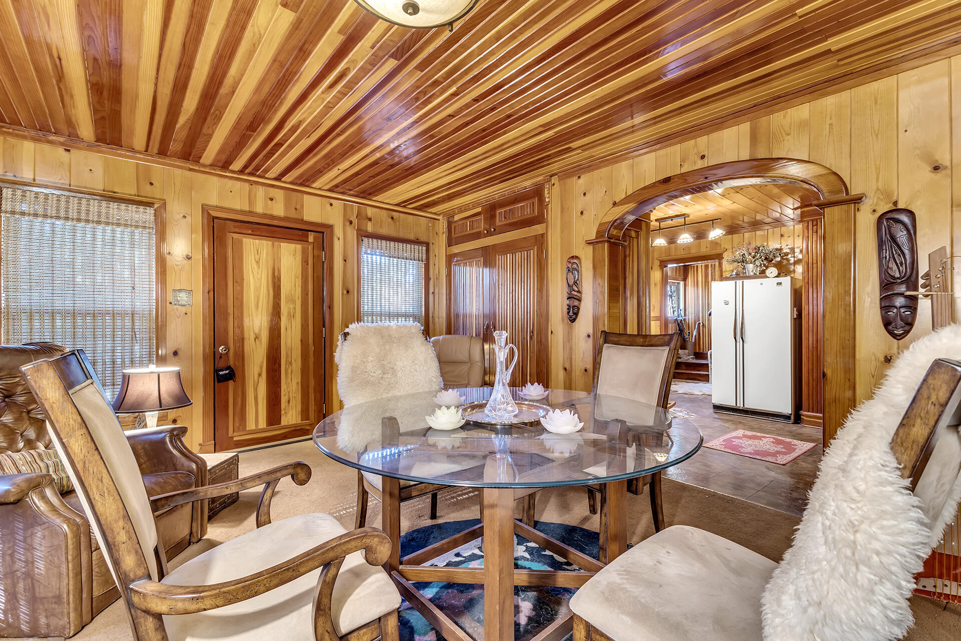 54865 Strong Drive Idyllwild, CA 92549 - Photo 7 of 27 a view of a dining room with furniture