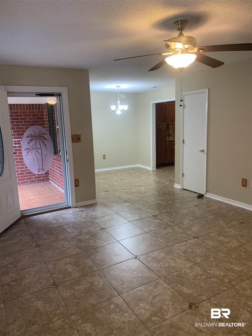 110 South Pecan Street Foley, AL 36535 - Photo 6 of 21 Living Room