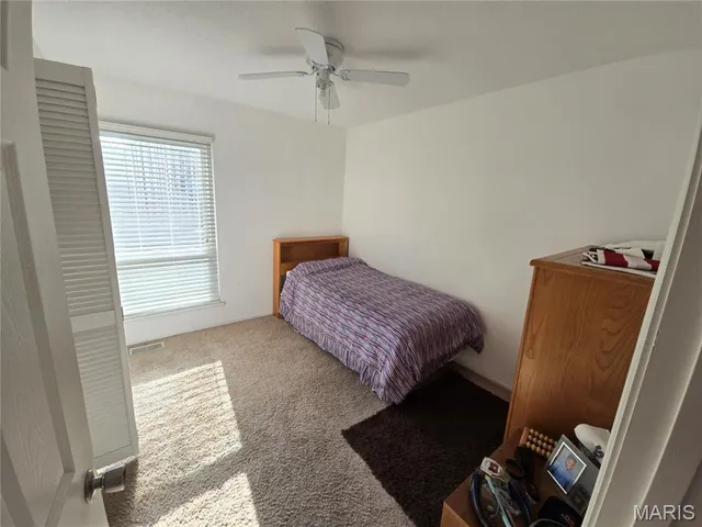 $165,000 | 12136 La Padera Lane, Florissant, MO 63033