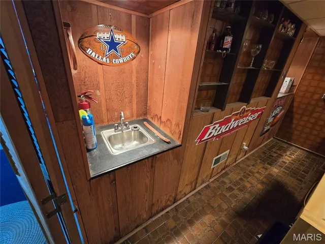 $165,000 | 12136 La Padera Lane, Florissant, MO 63033