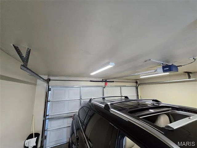 $165,000 | 12136 La Padera Lane, Florissant, MO 63033