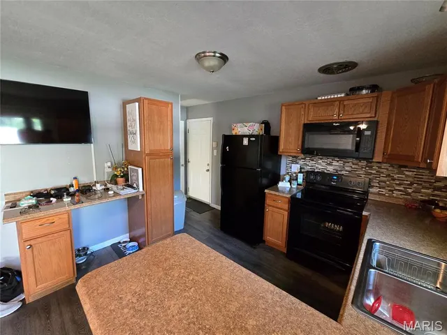 $165,000 | 12136 La Padera Lane, Florissant, MO 63033