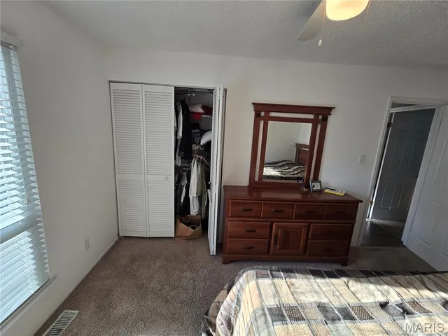 $165,000 | 12136 La Padera Lane, Florissant, MO 63033