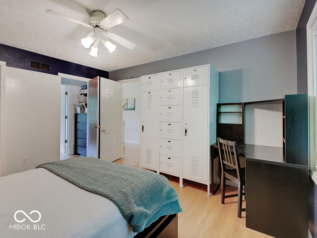 847 Claridge Court Indianapolis, IN 46260 - Photo 23 of 32