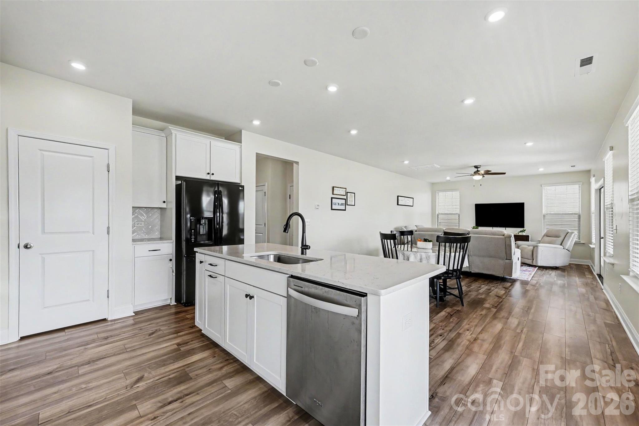 642 Amberjack Place York, SC 29745 - Photo 12 of 32