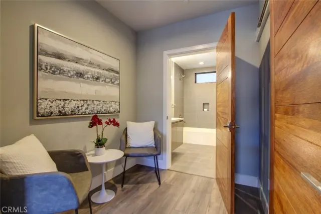 $4,500 | 330 Salem Street, Unit 204, Glendale, CA 91203