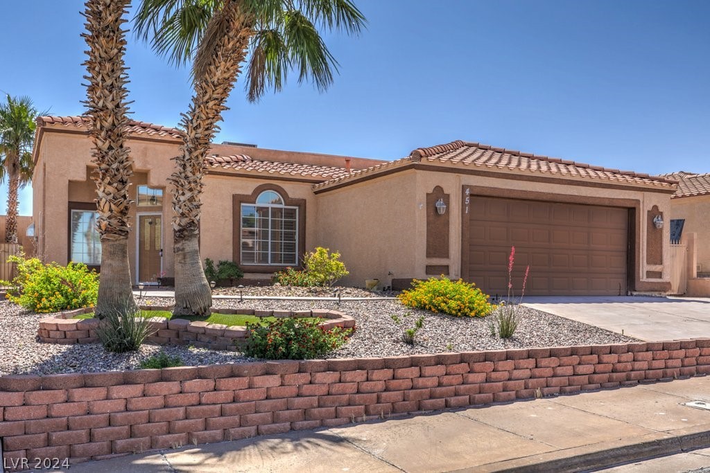 451 Leighann Road Henderson, NV 89015 - Photo 6 of 44 Gallery Image 6