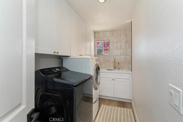 $1,649,000 | 410 De Anza Court, Oceanside, CA 92057