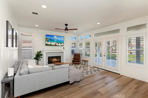 $1,649,000 | 410 De Anza Court, Oceanside, CA 92057