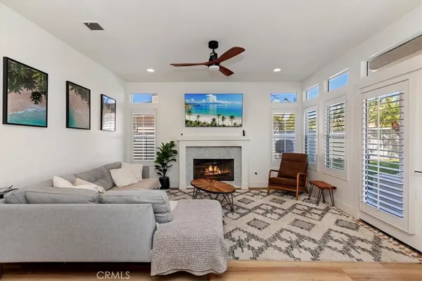 $1,649,000 | 410 De Anza Court, Oceanside, CA 92057