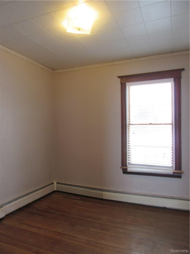 4904 Main Street Applegate, MI 48401 - Photo 19 of 39 IMG_7302.JPG