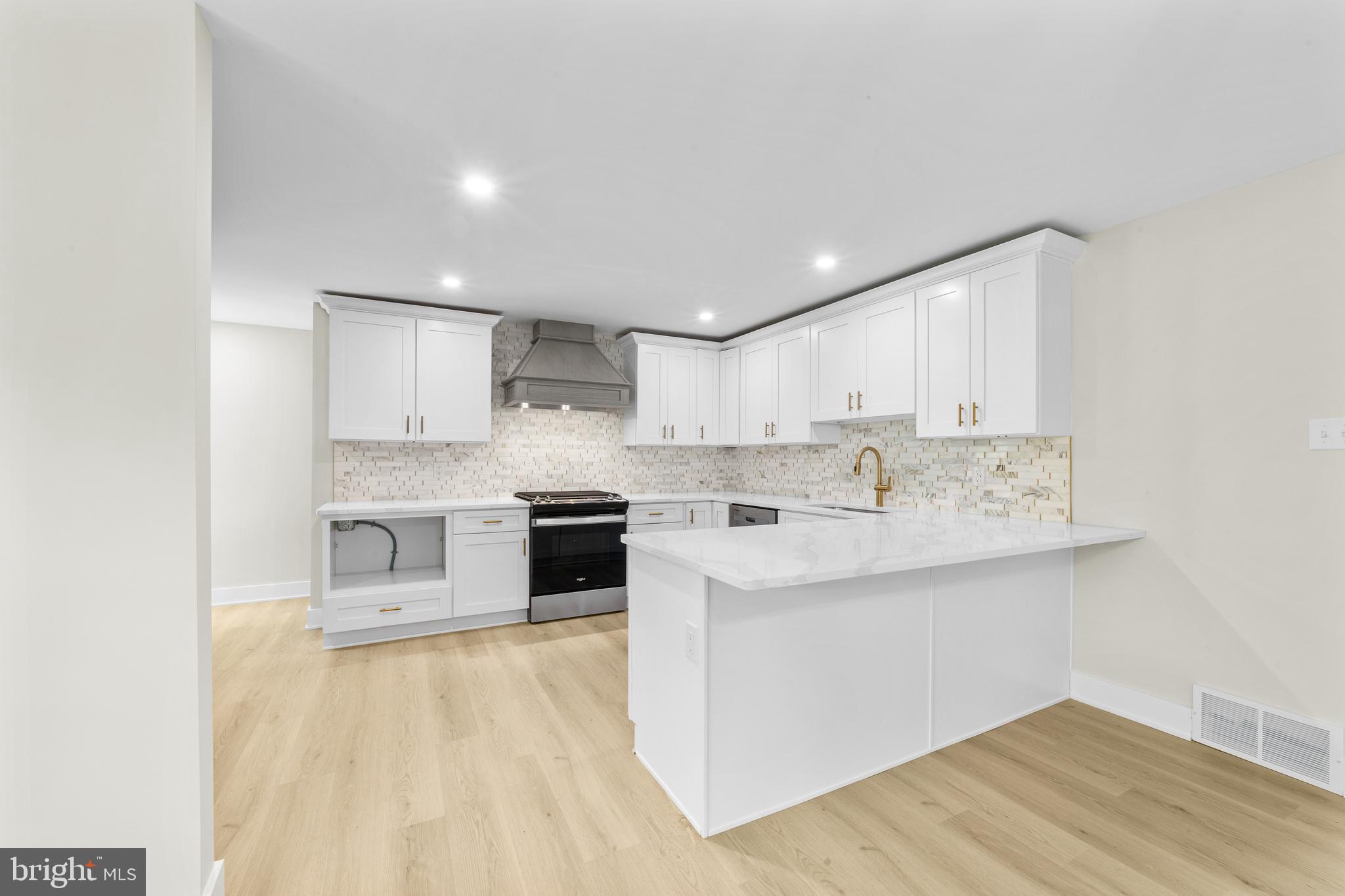 5 Delwood Road Cherry Hill, NJ 08002 - Photo 5 of 32 Gallery Image 5