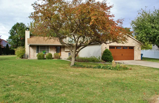 $349,900 | 1445 Scott Circle, Morris, IL 60450