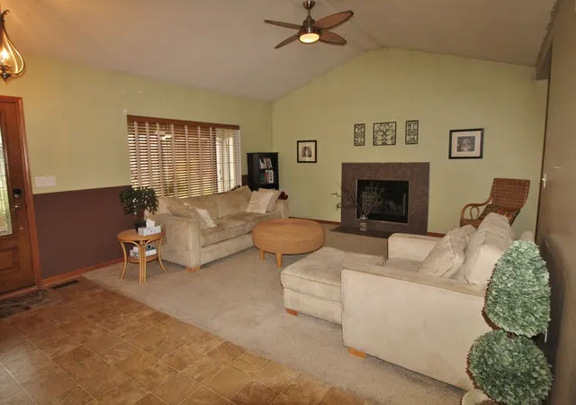 $349,900 | 1445 Scott Circle, Morris, IL 60450