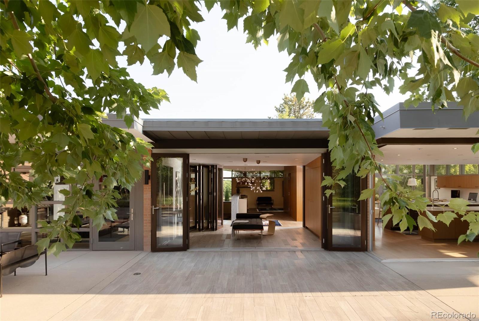 101 South Humboldt Street Denver, CO 80209 - Photo 7 of 50