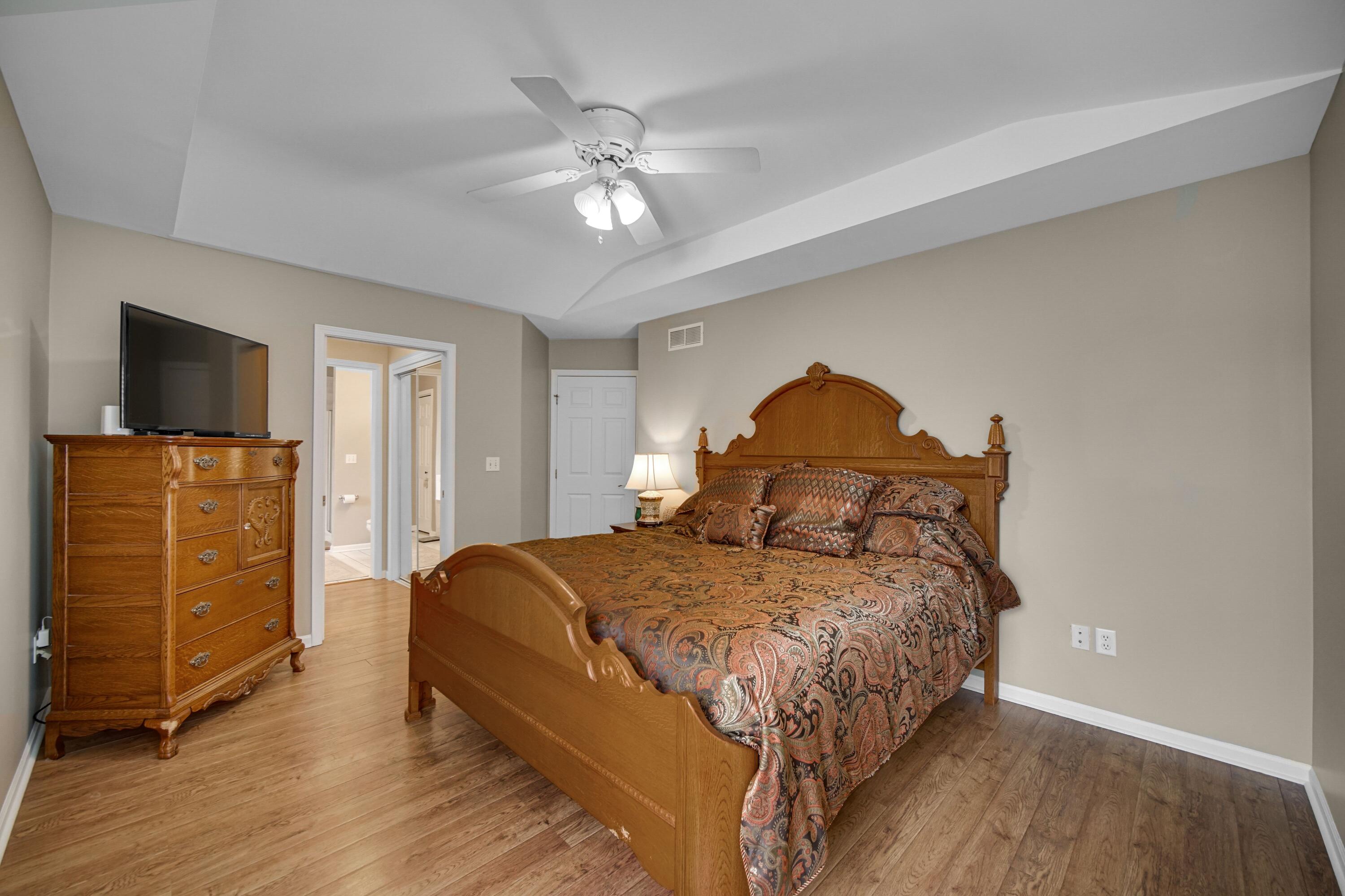950 Port Circle Hobart, IN 46342 - Photo 10 of 23 3000x2000