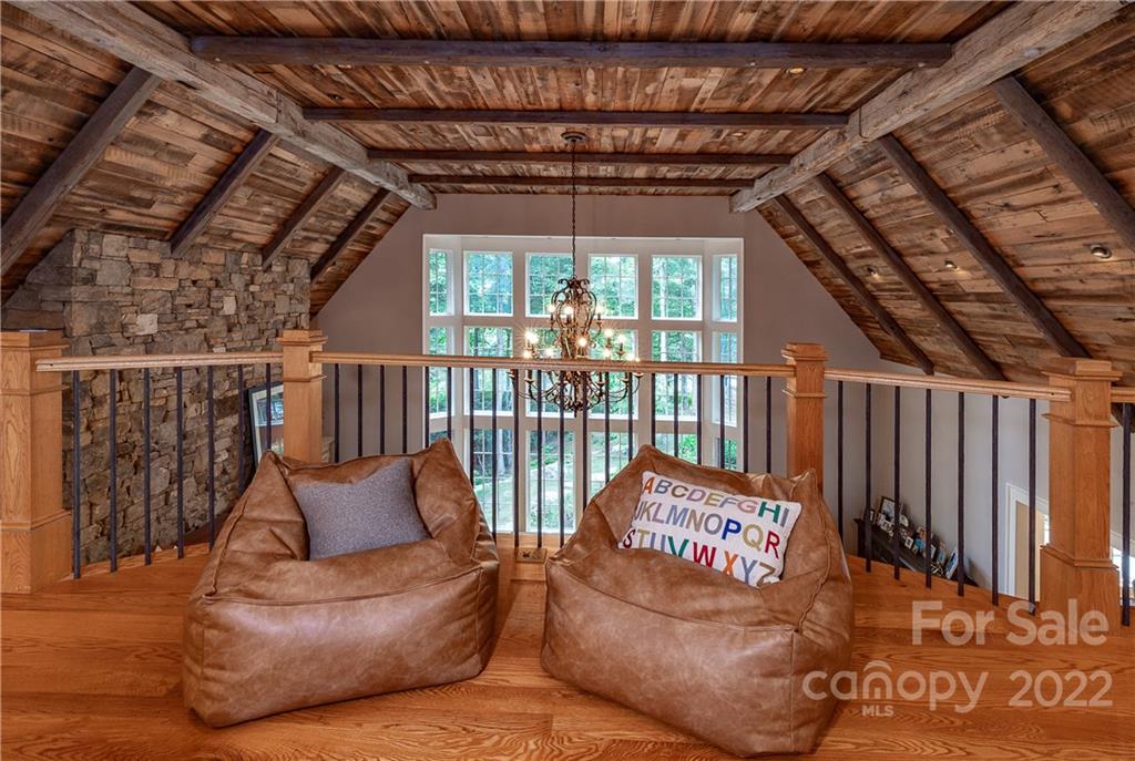 146 Allison Creek Trail Brevard, NC 28712 - Photo 26 of 48 a outdoor living space with furniture