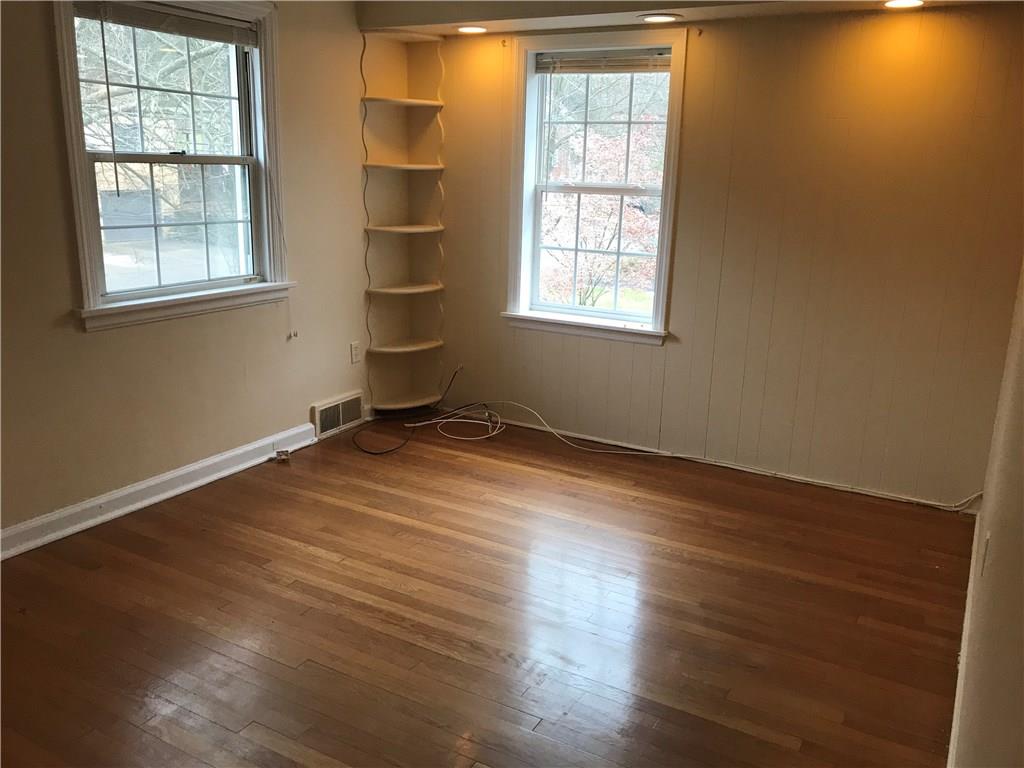 421 Sleepy Hollow Road Pittsburgh, PA 15228 - Photo 13 of 18 2nd bedroom