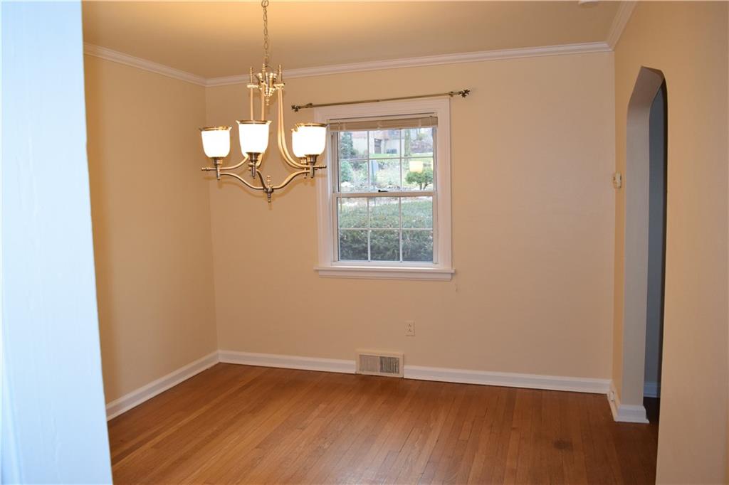421 Sleepy Hollow Road Pittsburgh, PA 15228 - Photo 7 of 18 Spacious, light-filled dining room