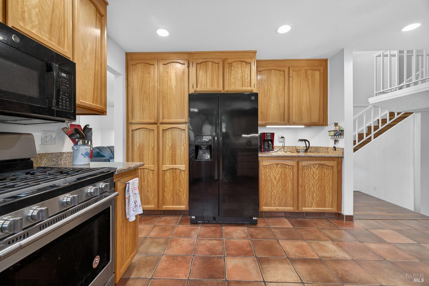5410 Corbett Circle Santa Rosa, CA 95403 - Photo 5 of 41