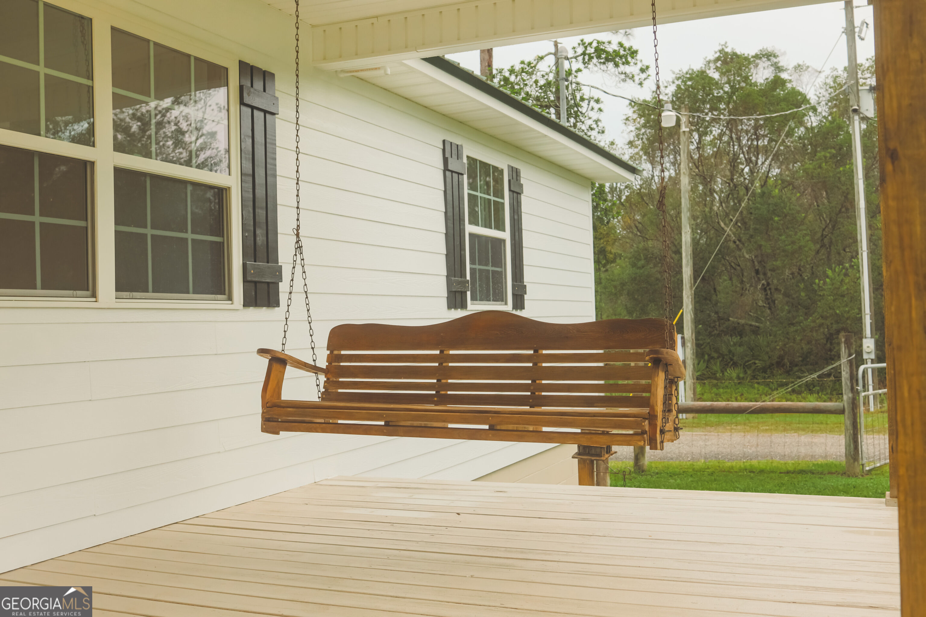 1325 Joe Knox Bridge Road Nahunta, GA 31553 - Photo 4 of 28 Gallery Image 4