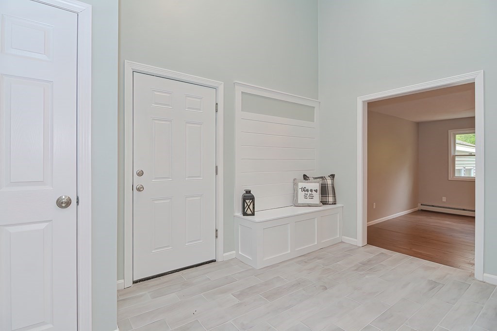 54 Putnam Hill Road Sutton, MA 01590 - Photo 11 of 40 Gallery Image 11