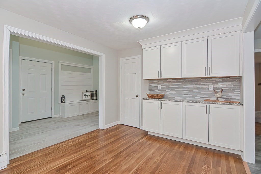54 Putnam Hill Road Sutton, MA 01590 - Photo 15 of 40 Gallery Image 15
