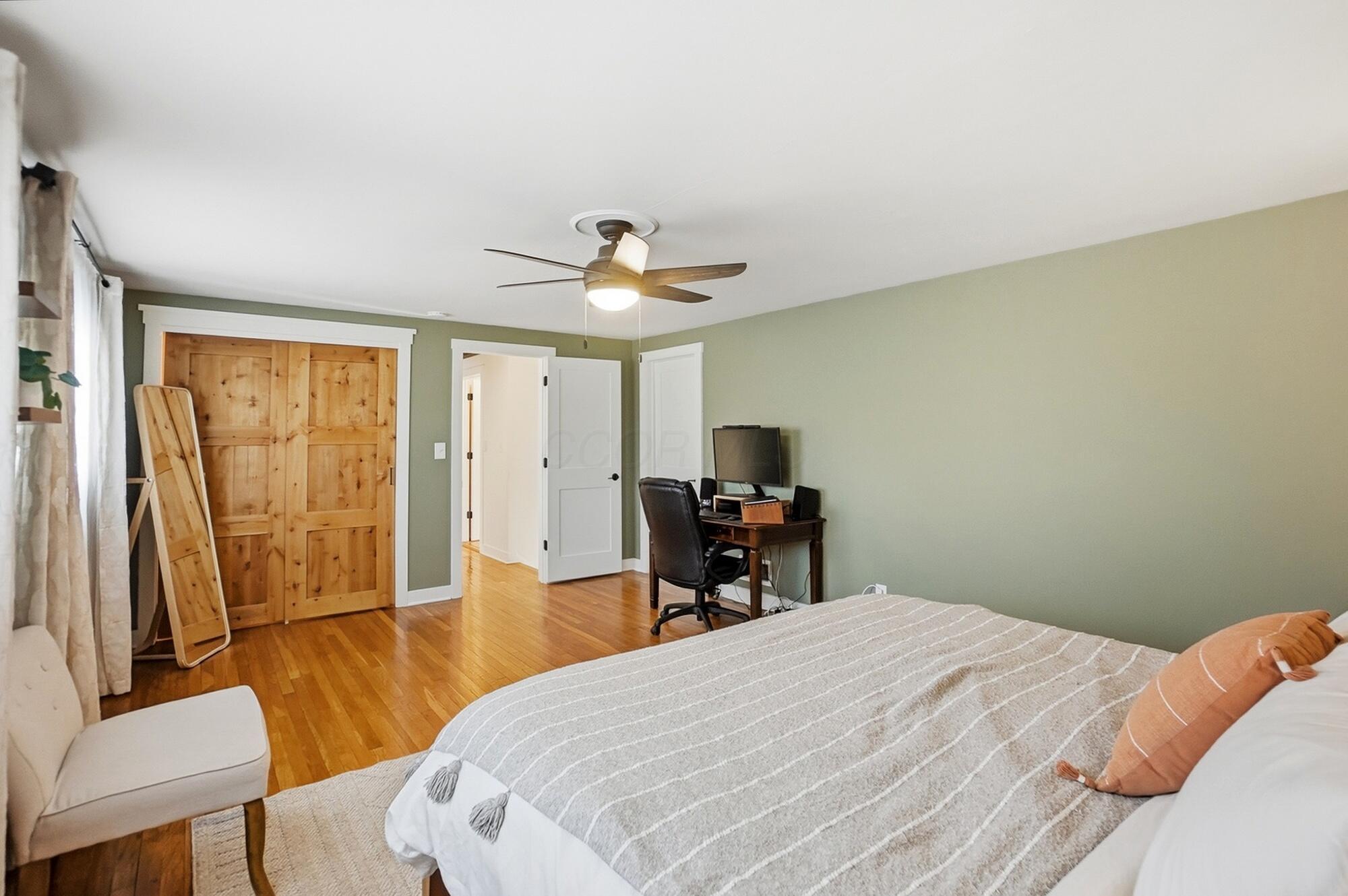 1237 Haddon Road Columbus, OH 43209 - Photo 31 of 64 032
