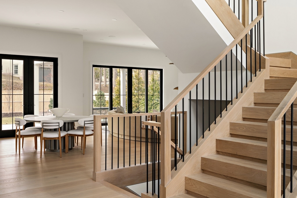 1301 Commonwealth Avenue Newton, MA 02465 - Photo 18 of 42