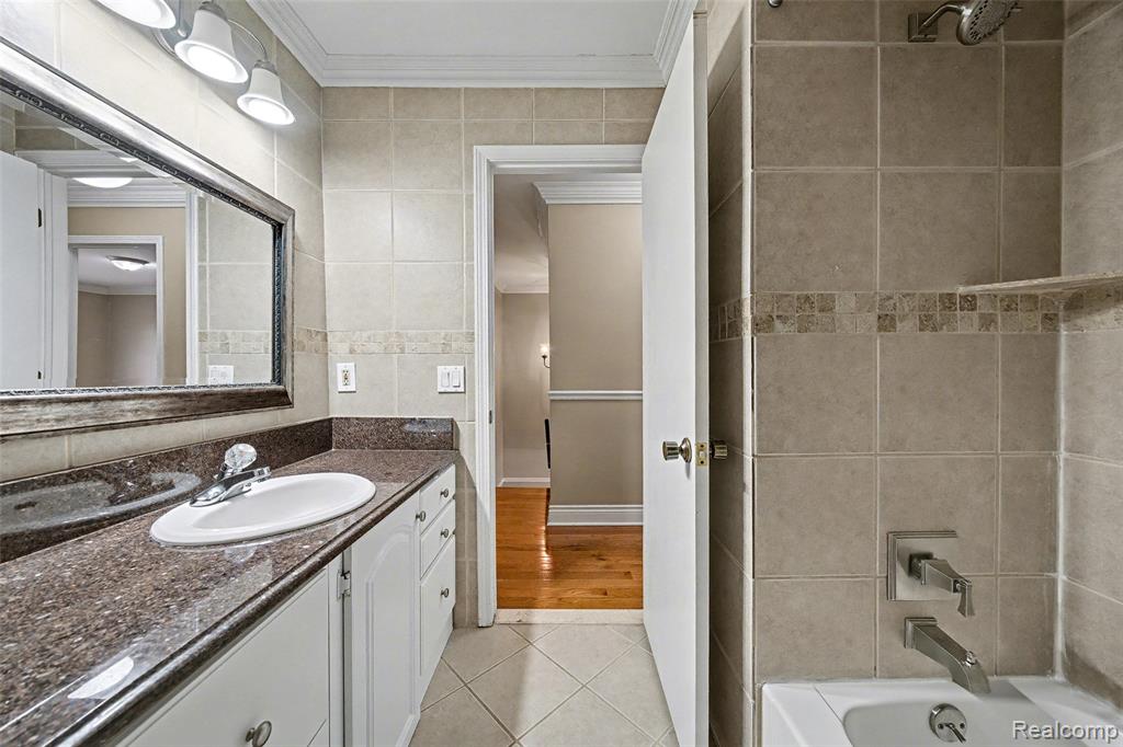 107 Meadow Ln Circle, Unit 2 Rochester, MI 48307 - Photo 19 of 24