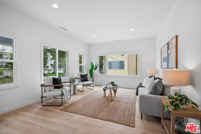 $3,999,000 | 3626 East 1st Street, Long Beach, CA 90803