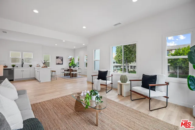 $3,999,000 | 3626 East 1st Street, Long Beach, CA 90803