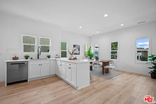 $3,999,000 | 3626 East 1st Street, Long Beach, CA 90803