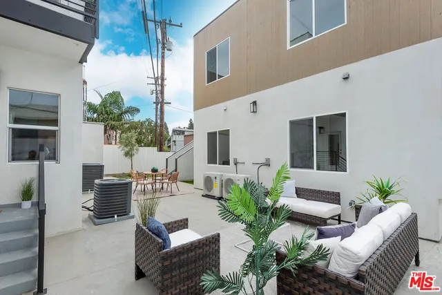 $3,999,000 | 3626 East 1st Street, Long Beach, CA 90803