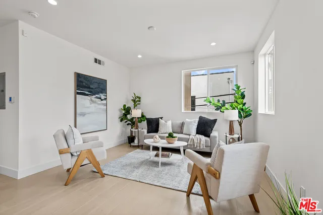 $3,999,000 | 3626 East 1st Street, Long Beach, CA 90803