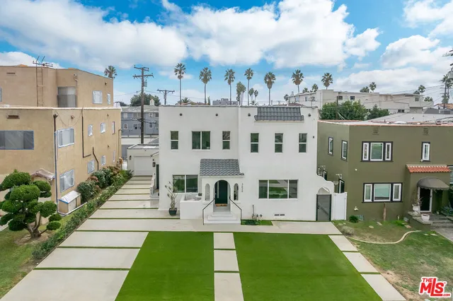 $3,999,000 | 3626 East 1st Street, Long Beach, CA 90803