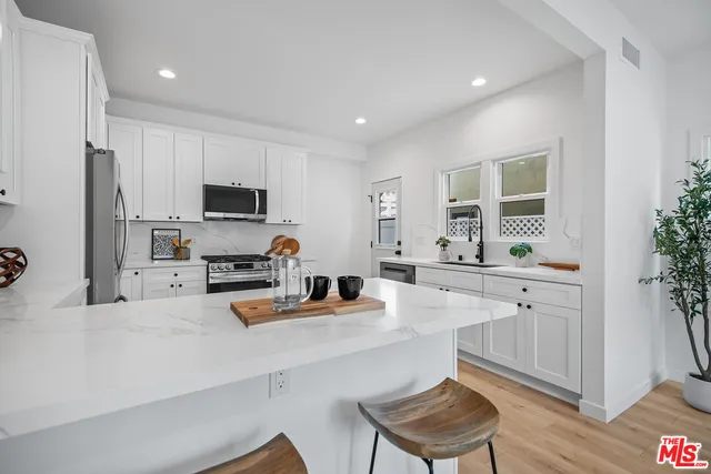 $3,999,000 | 3626 East 1st Street, Long Beach, CA 90803