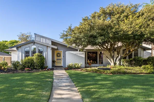 $524,990 | 2825 Prairie Creek Drive, Plano, TX 75075