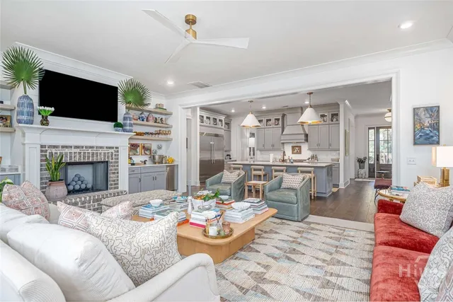 $1,850,000 | 5 Clairborn Retreat, Savannah, GA 31411