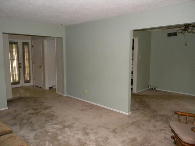 25380 Indian Ridge Road Sterling, IL 61081 - Photo 4 of 22