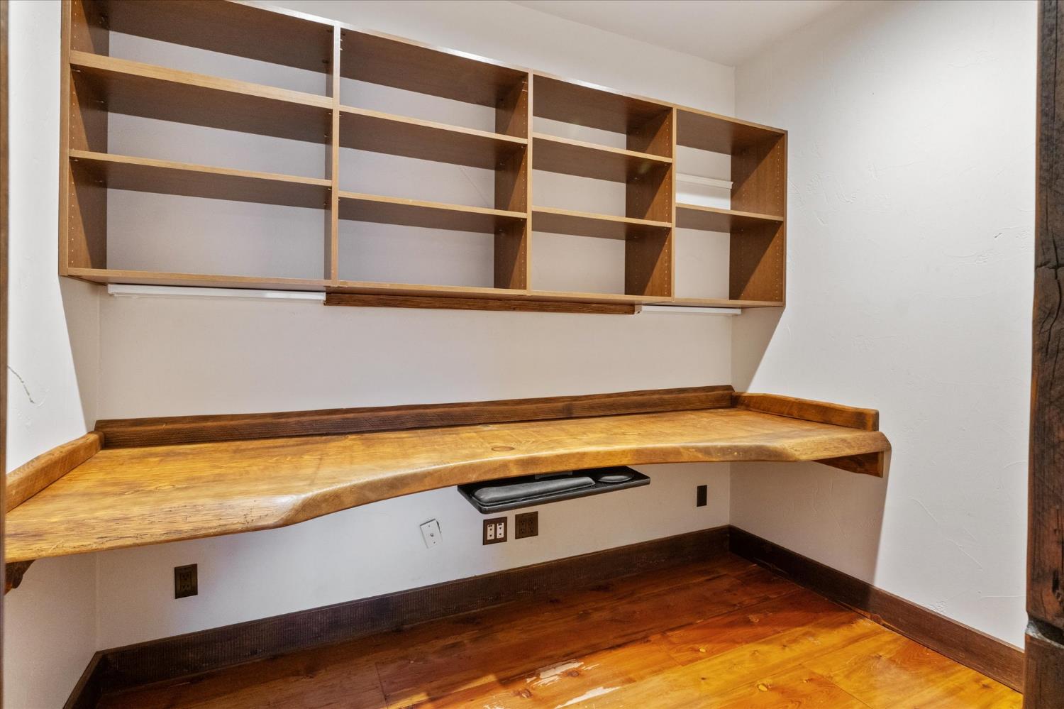 644 Crestview Drive Murphys, CA 95247 - Photo 23 of 56 a view of an empty room