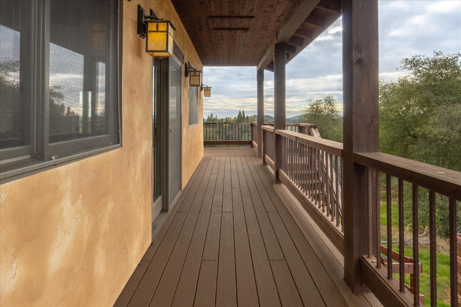 644 Crestview Drive Murphys, CA 95247 - Photo 50 of 56 a view of balcony with wooden floor