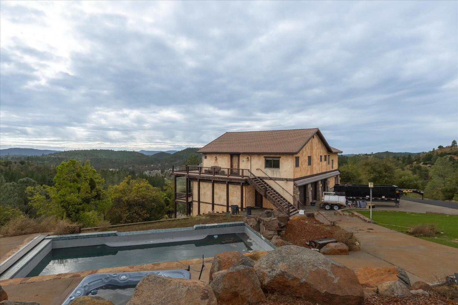 644 Crestview Drive Murphys, CA 95247 - Photo 52 of 56 an aerial view of a house