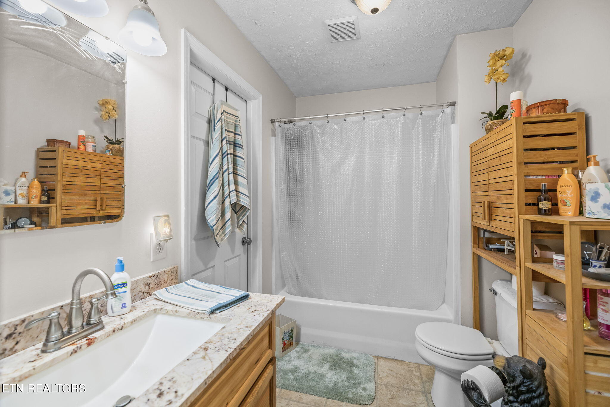 219 Liles Road Lenoir City, TN 37771 - Photo 28 of 41 26-web-or-mls-IMG_0484