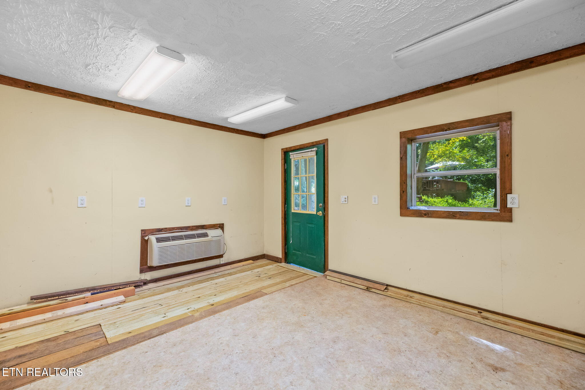 219 Liles Road Lenoir City, TN 37771 - Photo 36 of 41 18-web-or-mls-IMG_0562