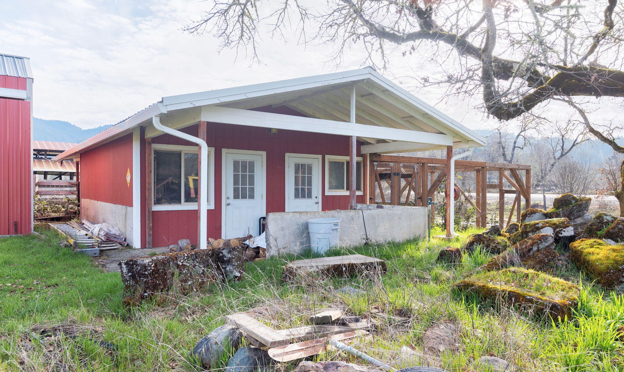 6795 Holland Loop Road Cave Junction, OR 97523 - Photo 43 of 57