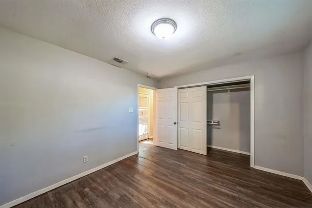 $264,500 | 1106 High Point Road, Arlington, TX 76015