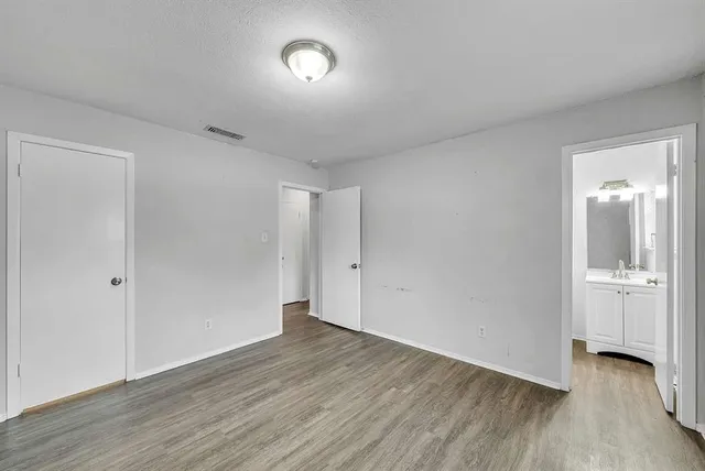 $264,500 | 1106 High Point Road, Arlington, TX 76015